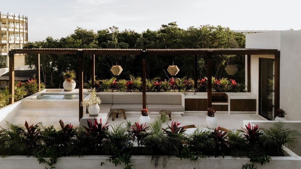 Featured image for I Called 100 Wedding Venues Pretending to Be Engaged – Here's The Real Cost Breakdown They Don't Want You to See