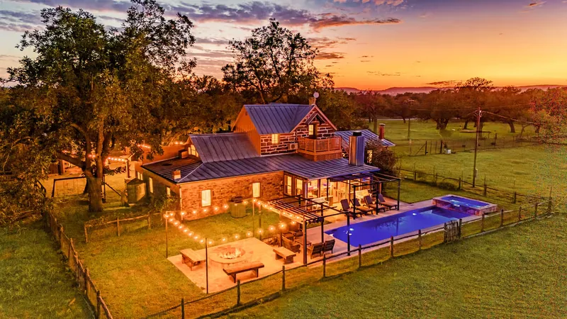 Texas Hill Country Ranch Estate with Pool, Barn & Vineyard Views - Photo 1