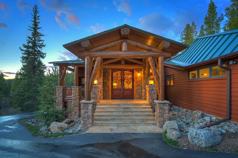 Breck Mountain Retreat – Hot Tub, Forest Ceremony Spots & Cozy Multi-Level Chalet - Photo 1