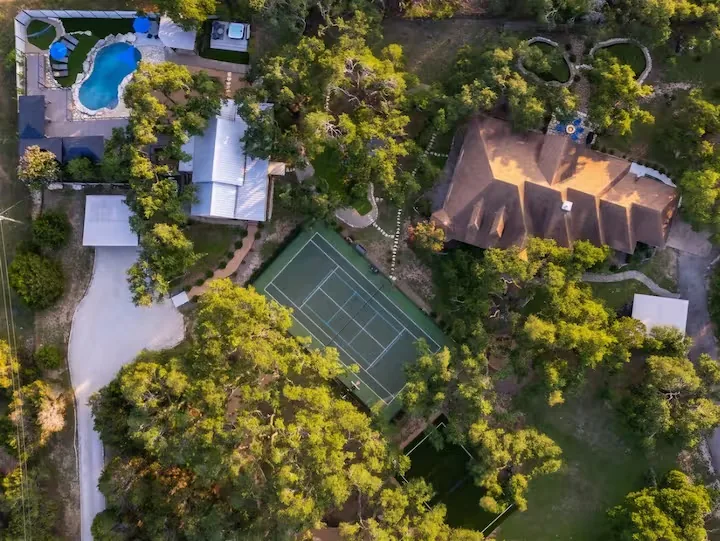 Secluded Luxury Texas Hill Country Estate - Photo 1