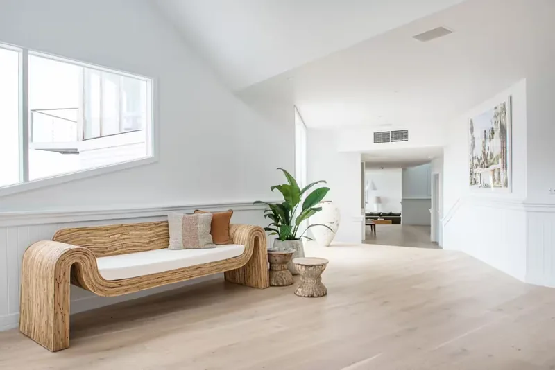 The Cape Retreat: Ultimate Australian Indulgence with Panoramic Bay Views - Photo 3