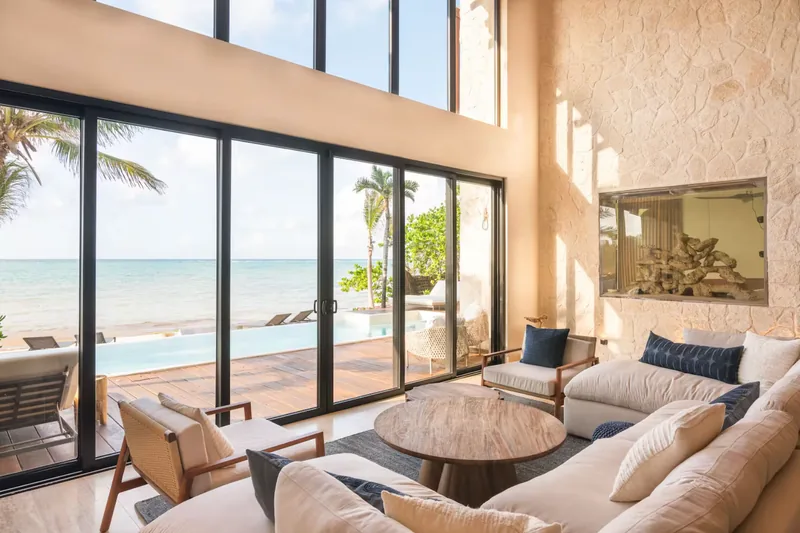 Oceanfront Luxury Villa Near Tulum - Photo 3